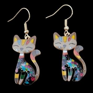Kitty Cat earrings with flowers and stripes tan face